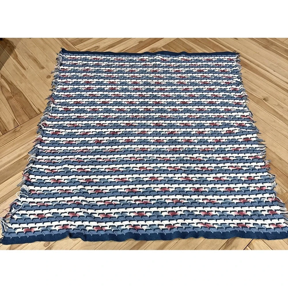 Vtg Handcrafted Afghan Blanket – 60